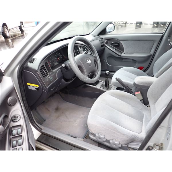 Vehicle photo 5