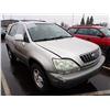 Image 2 : 2002 Lexus RX 300 RUNS WITH MECHANICAL PROBLEMS