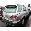 Image 3 : 2002 Lexus RX 300 RUNS WITH MECHANICAL PROBLEMS