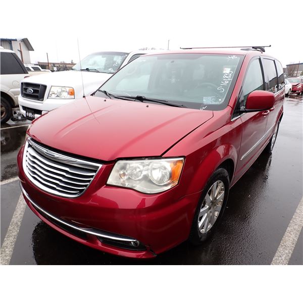 2014 Chrysler Town and Country RUNS WITH MECHANICAL PROBLEMS