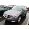 Image 1 : 2012 Volkswagen Tiguan