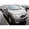 Image 2 : 2012 Nissan Quest