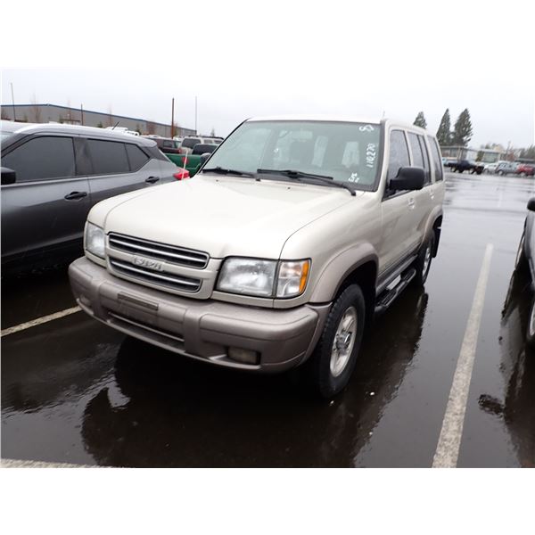 2000 Isuzu Trooper