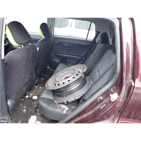 Vehicle photo 6