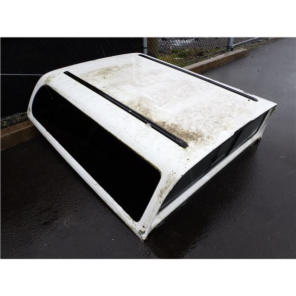 Vehicle photo 2