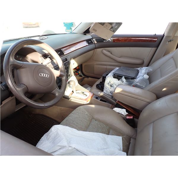 Vehicle photo 5