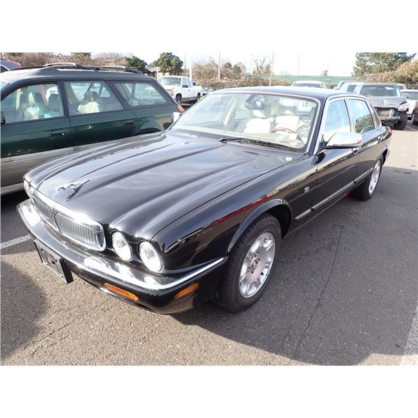 2003 Jaguar XJ8