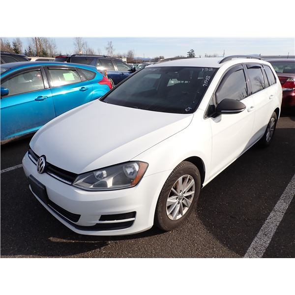 2015 Volkswagen Golf SportWagen