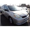 Image 2 : 2004 Toyota Sienna