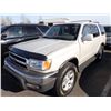 Image 1 : 2000 Toyota 4Runner