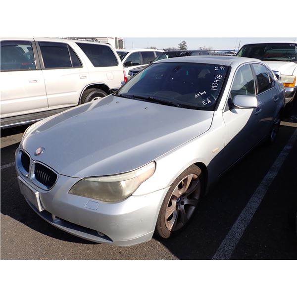 2004 BMW 530i