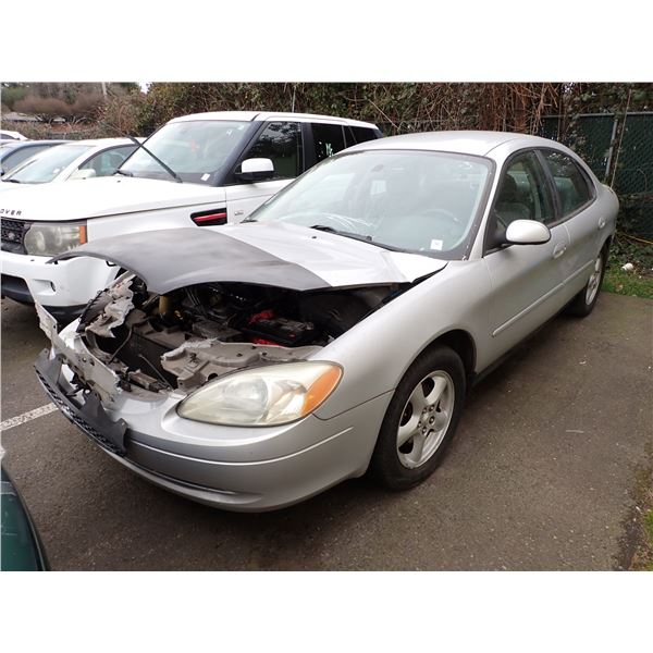 2003 Ford Taurus