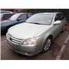 Image 1 : 2005 Toyota Avalon
