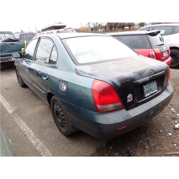 Vehicle photo 4
