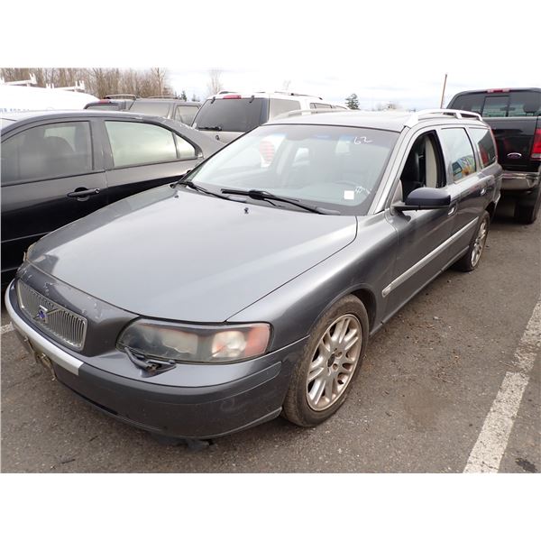 2004 Volvo V70
