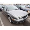 Image 2 : 2004 Jaguar X-Type