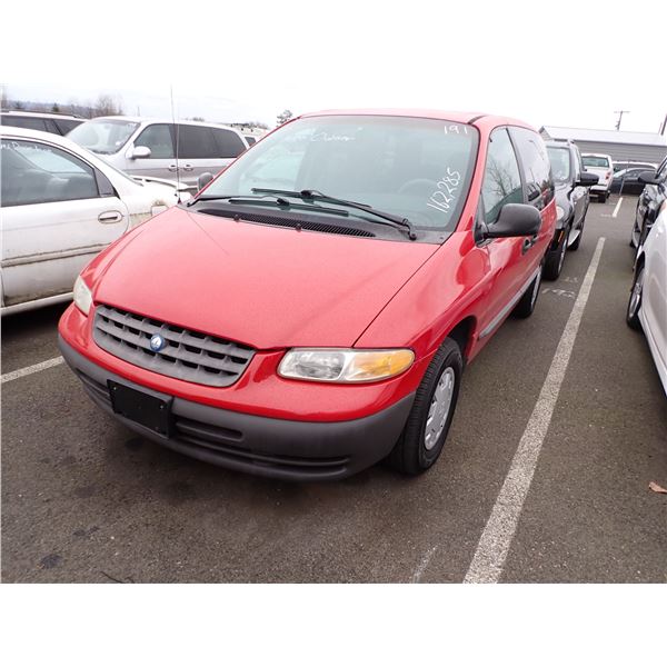 1999 Plymouth Voyager