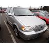 Image 2 : 2004 Kia Sedona