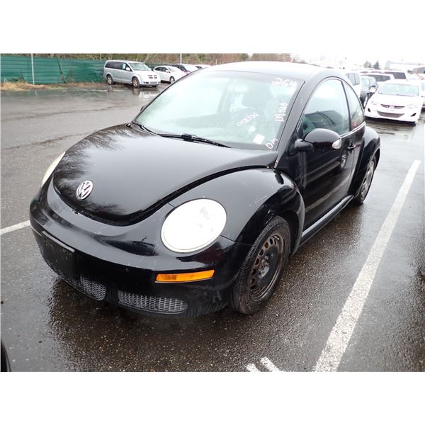 2010 Volkswagen New Beetle