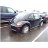 Image 3 : 2010 Volkswagen New Beetle