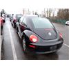 Image 4 : 2010 Volkswagen New Beetle