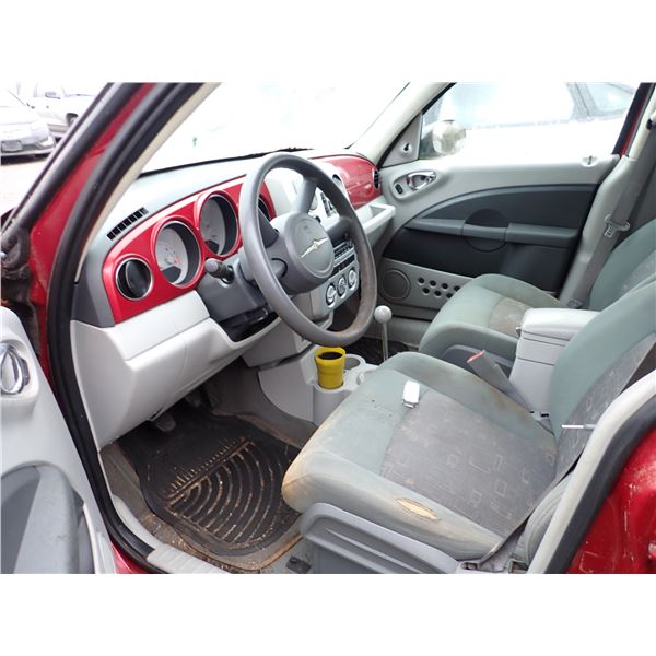 Vehicle photo 5