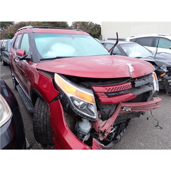 Vehicle photo 2