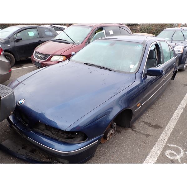 2000 BMW 528i