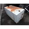 Image 2 : Oil Tank