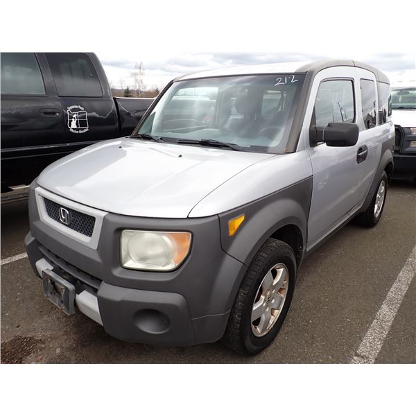 2004 Honda Element