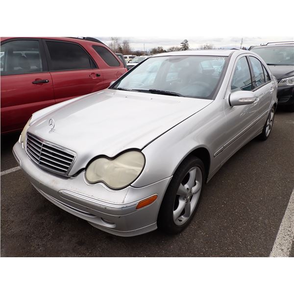2004 Mercedes-Benz C230