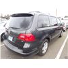 Image 3 : 2011 Volkswagen Routan