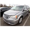 Image 1 : 2013 Chrysler Town and Country