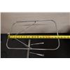 Image 6 : Metal Hamper Stand 19" x 12" x 35"H