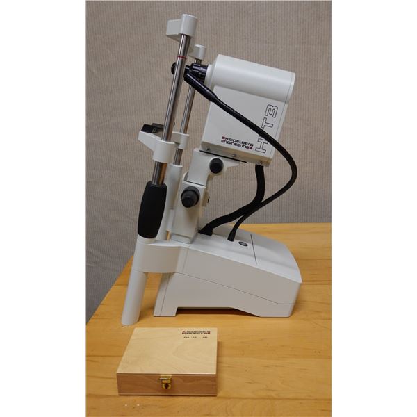 Heidelberg Retina Tomograph 3 (HRT 3) Confocal Laser-Scanning Device