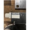 Image 7 : Bausch & Lomb 71-49-30 Phoropter 12"W