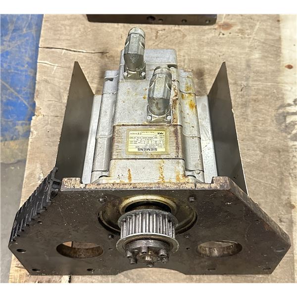 Siemens #1FK7060-5AF71-1AH0 3~Motor
