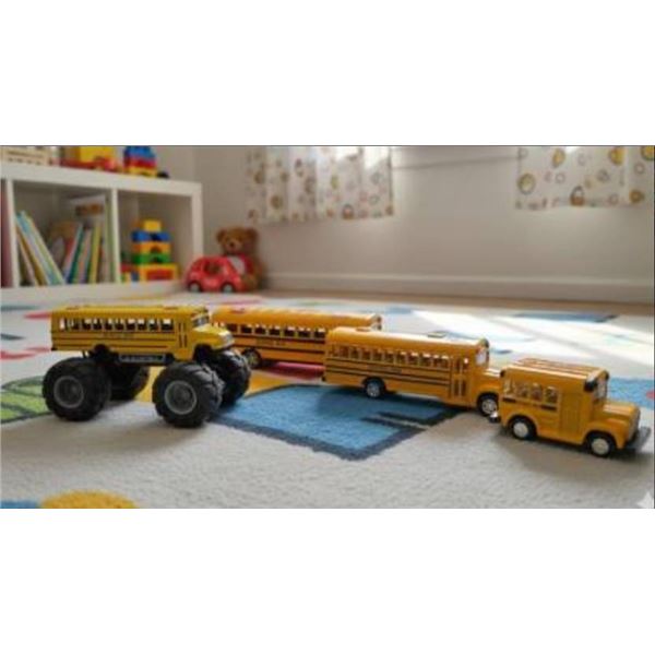 Four Pull Back  Die-Cast Yellow School Bus Toy Vehicles