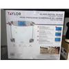 Image 2 : Taylor Glass Digital Scale With Weight Tracking
