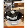 Image 3 : Bella Slow Cooker With 4 Pieces, Model Number Unknown