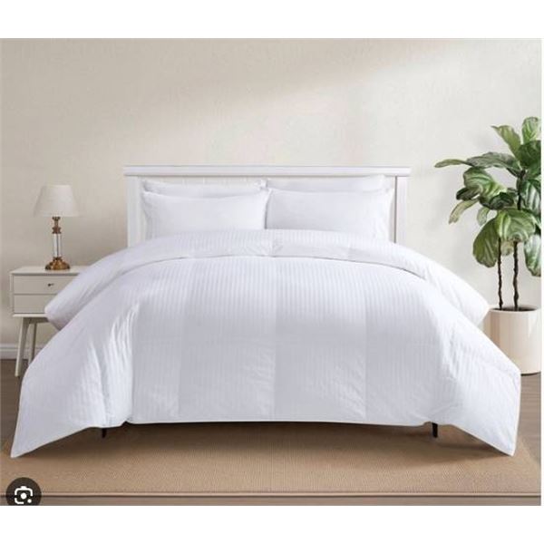 Avocado White Goose Down Queen Grand Duvet – 90×98 Inches