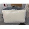 Image 3 : Kirkland Dog Bed, 40in x 29in, Rectangular Design