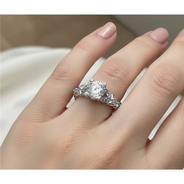 Jeulia Size 9 US Women’s Ring with Clear and Blue Stones
