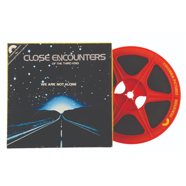 A "Close Encounters of the Third Kind" Super 8.