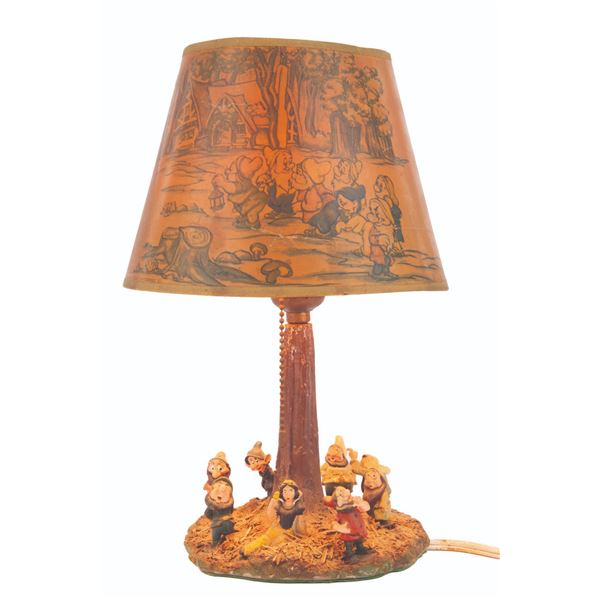 A "Snow White & the Seven Dwarfs" Lamp.