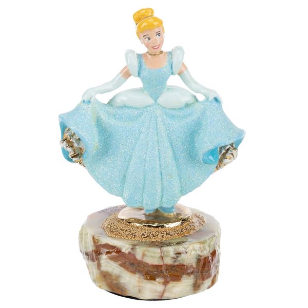 A Ron Lee Cinderella Sculpture.