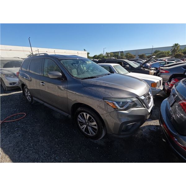 NISSAN PATHFINDER 2017 T
