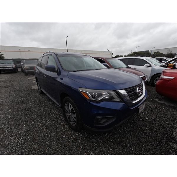 NISSAN PATHFINDER 2017 T-2 DAYS