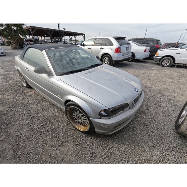 BMW 330CI 2001 T-DONATION