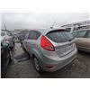 Image 4 : FORD FIESTA 2012 T